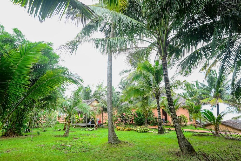 Mai Spa Resort Phu Quoc Exterior photo