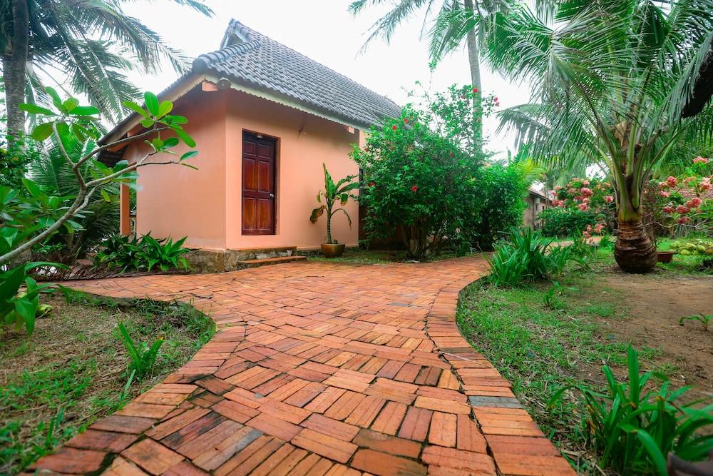 Mai Spa Resort Phu Quoc Exterior photo